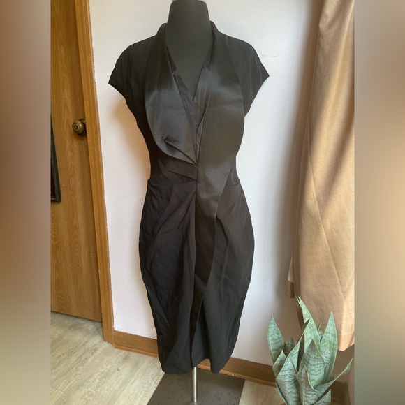 Givenchy Black midi dress - Picture 12 of 12